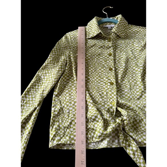 Maison DAmélie XS Green Checkerboard Tie-Front Blouse - Picture 6 of 6